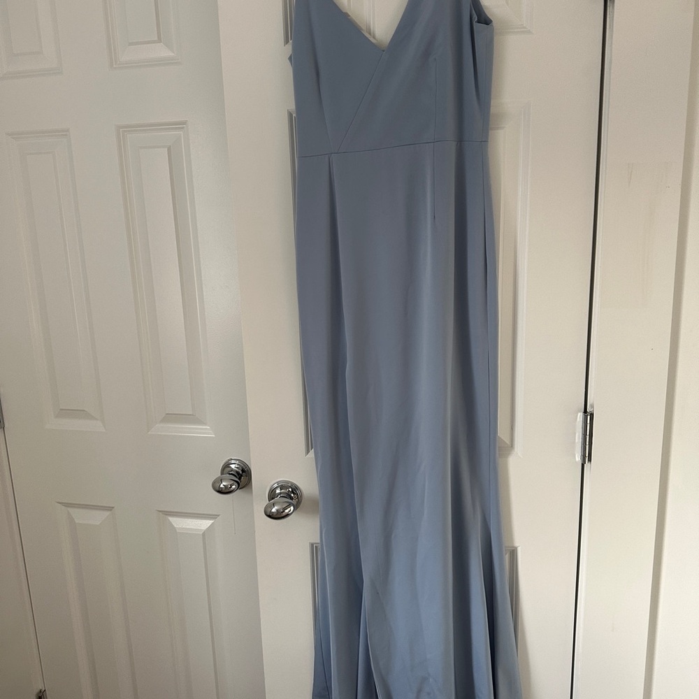 Elegant Blue Evening Gown